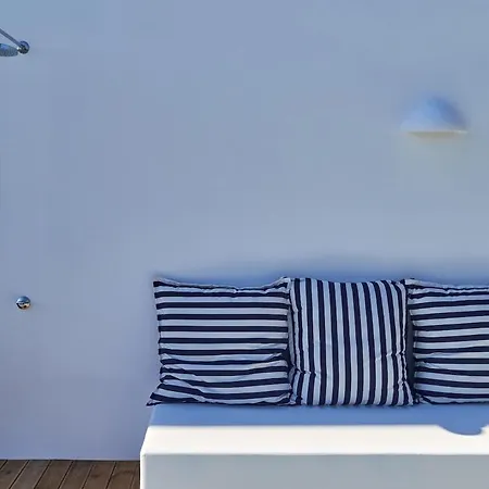 Villa Okyalos - Purely Greek Livadia (Paros)