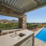Okyalos - Purely Greek Villa *
