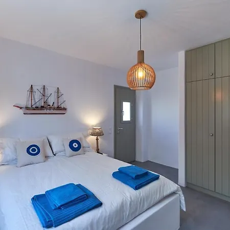 Villa Okyalos - Purely Greek Livadia (Paros)